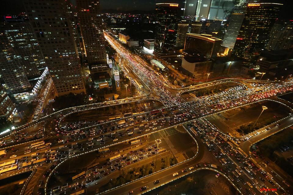 西安成去年最堵城市  北京因拥堵每年人均损失8717元